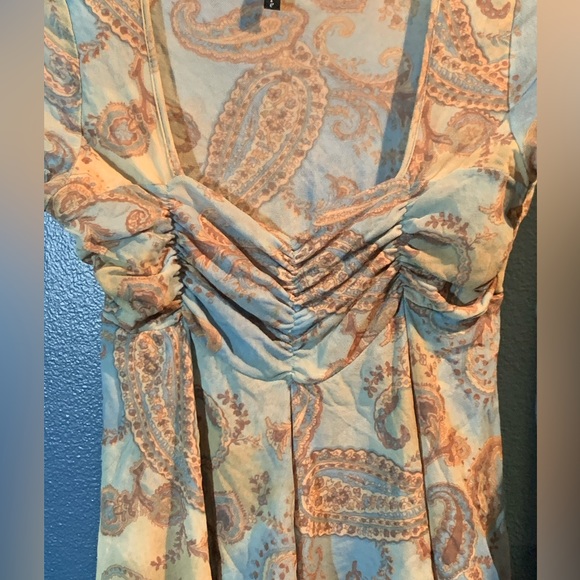 Cha Cha Vente mid dress blue with brown paisley pattern.  Light and fresh sz M - Picture 3 of 9